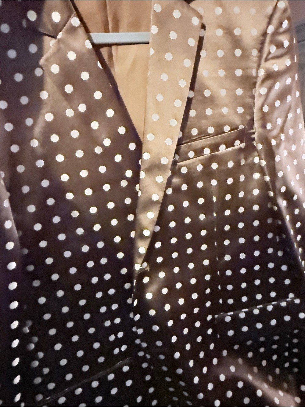 Satin polka dot jacket.